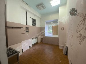 Миниатюра 4, 43,4м2, витрины в проходном месте, 43,4 м², Москва, Басманный район, Садовая-Черногрязская ул., д.11