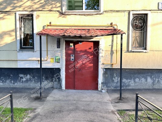 4к.кв. на Трамвайном проспекте!, 58 м², Санкт-Петербург, Кировский район, Трамвайный пр-кт., д.19