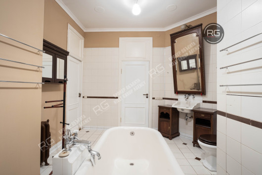 Дизайнерская квартира с камином, 211 м², Санкт-Петербург, Петроградский район, Кронверкский пр-кт., д.23