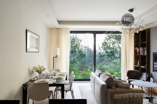 Квартира с отделкой с 1 спальней, 51 м², Санкт-Петербург, Петроградский район, Адмирала Лазарева наб., д.22