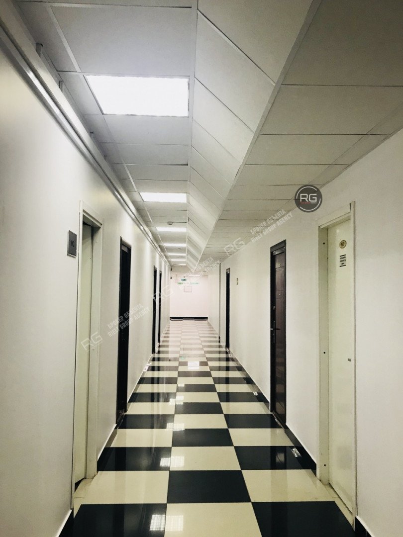  Офис 63 м2 у метро Автово 