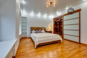 Миниатюра 3, Отличная квартира у Кремля!, 109,7 м², Москва, Тверской район, Брюсов пер., д.12