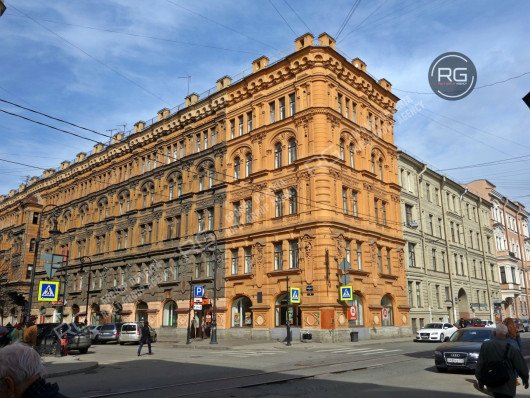 Помещение рядом с метро, 345 м², Санкт-Петербург, Центральный район, Кузнечный пер., д.18