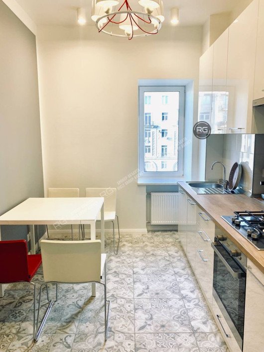 Продается 3-к квартира у метро, 82,2 м², Санкт-Петербург, Московский район, Московский пр-кт., д.192-194