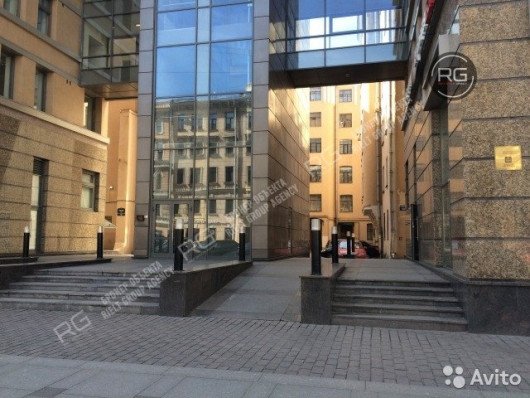 Продажа в центре города 80м2, 80 м², Санкт-Петербург, Центральный район, Невский пр-кт., д.135