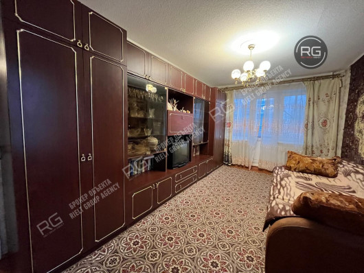 Семейная квартира, 42,5 м², Ленинградская область, Гатчинский район, Гатчина г., 7 Армии ул., д.23/38