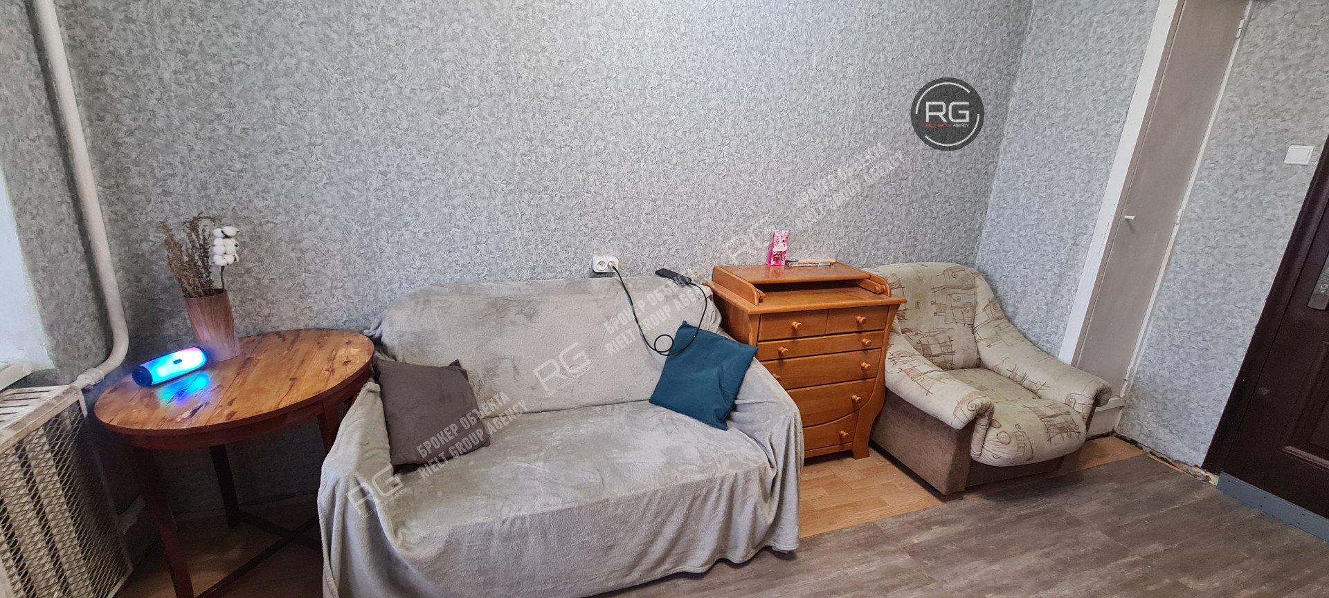  Укомплектованная комната 